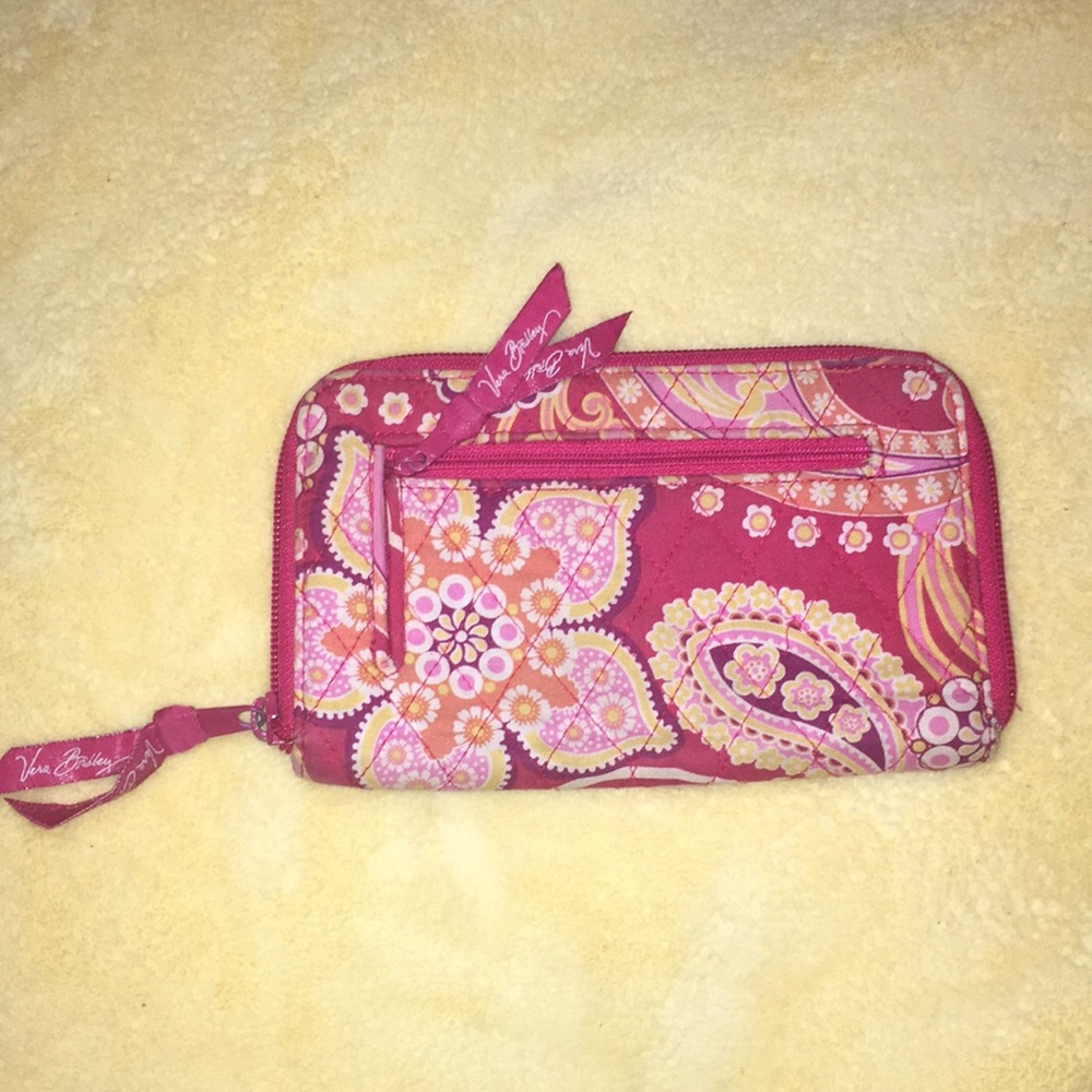 Vera Bradley wallet🤍